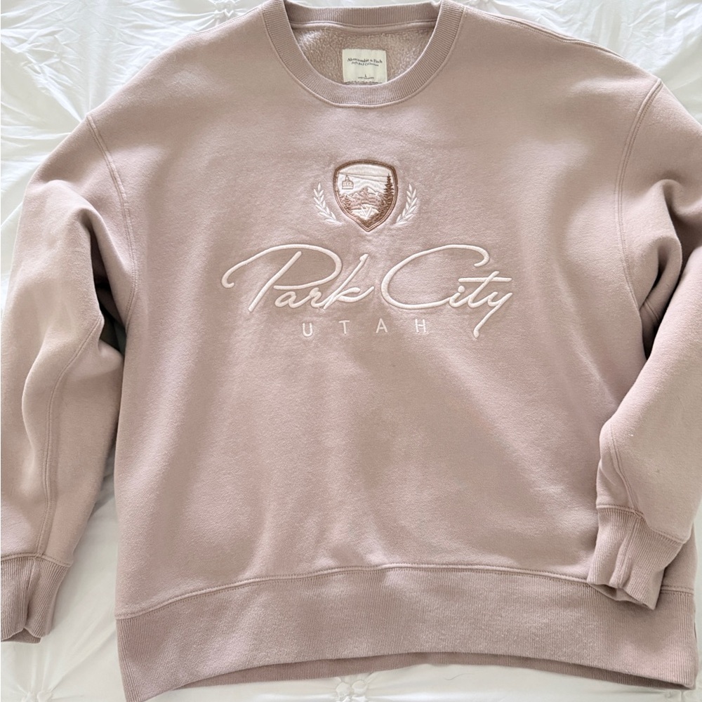 Abercrombie & Fitch Crewneck Sweater - Soft Pink